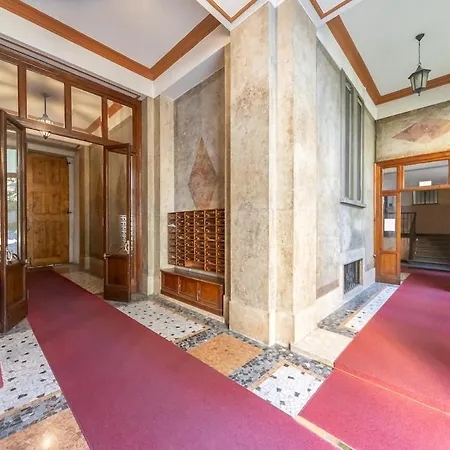 La Casa Dei Dieci - Stazione Apartamento